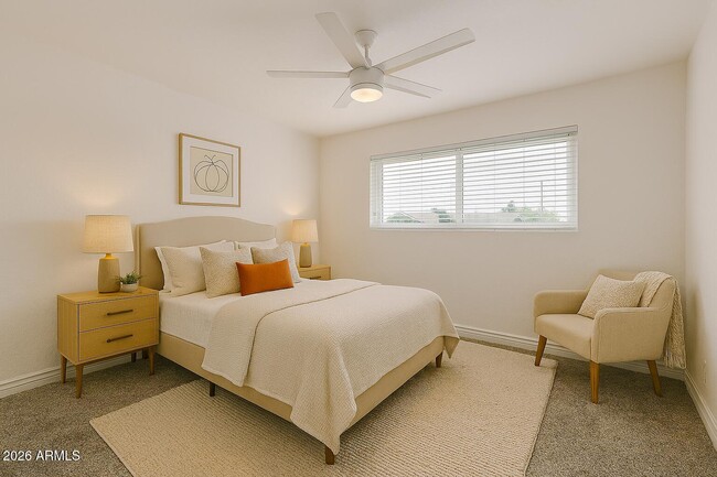 Photo - 424 E Fillmore St