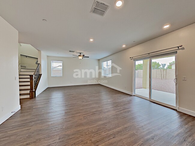 Photo - 5968 W Columbine Dr