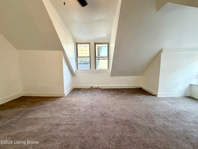1466 St James Ct Unit 4