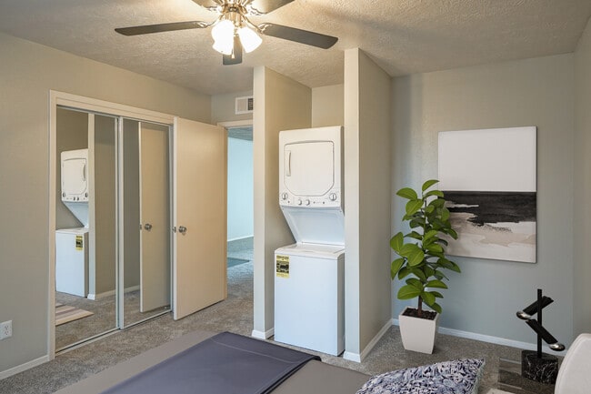 Photo - Peaks at Los Ranchos