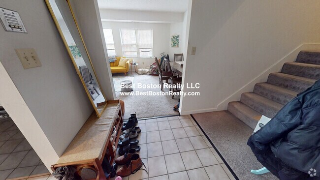 Building Photo - 175 Beacon St Unit 102 Rental
