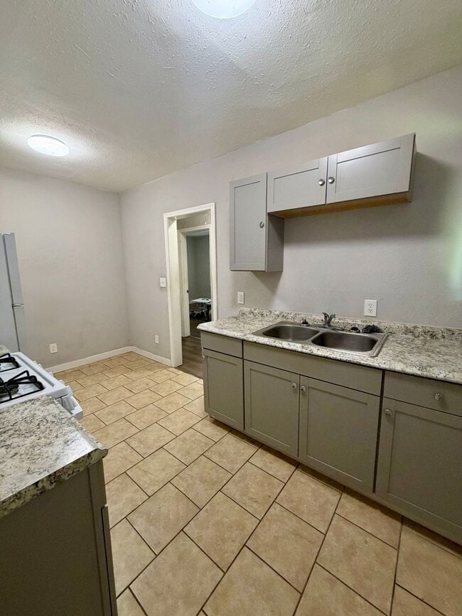 Photo - 3702/3708 Ogg Ave Unit 3708 Ogg Ave Brunswick