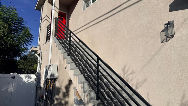 Photo - 1529 N Pass Ave