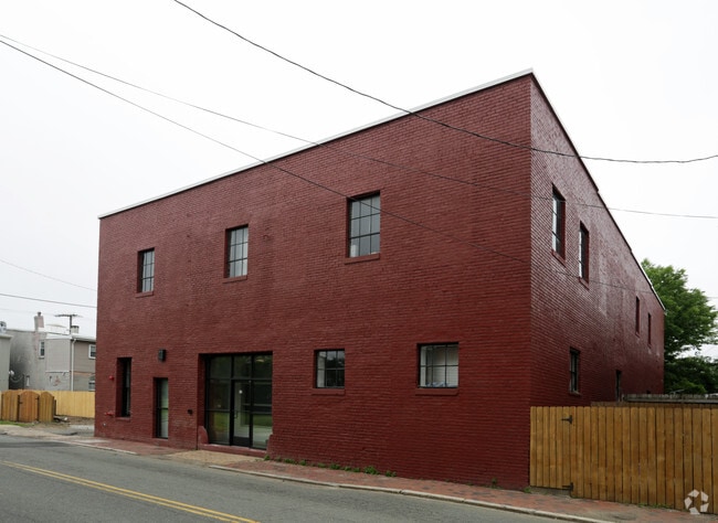 Building Photo - Jackson Street Lofts