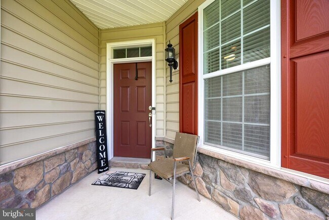 Building Photo - 71 Iron Hill Way