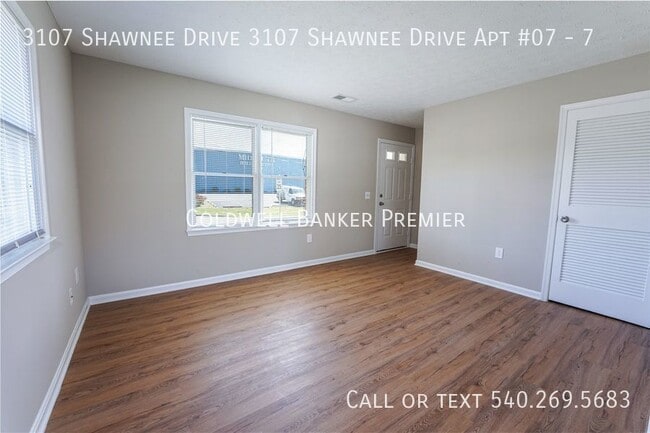 Photo - 3107 Shawnee Dr Unit 7