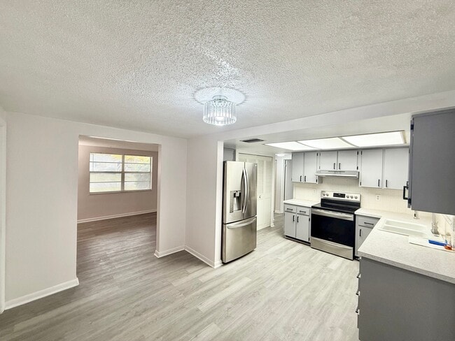Photo - 7535 Betula Dr