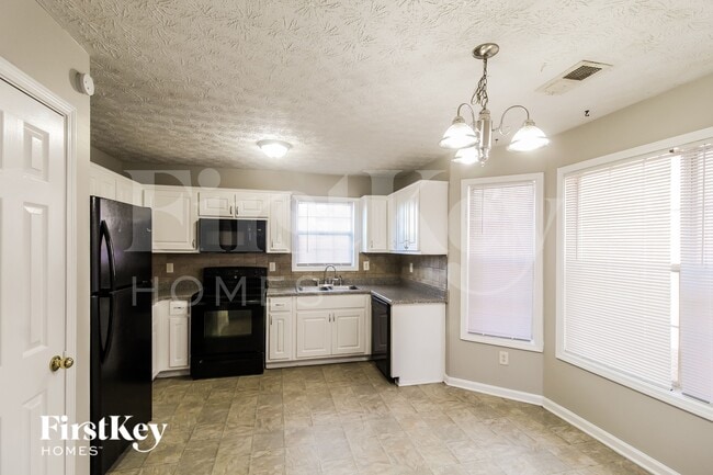 Photo - 179 Calico Loop