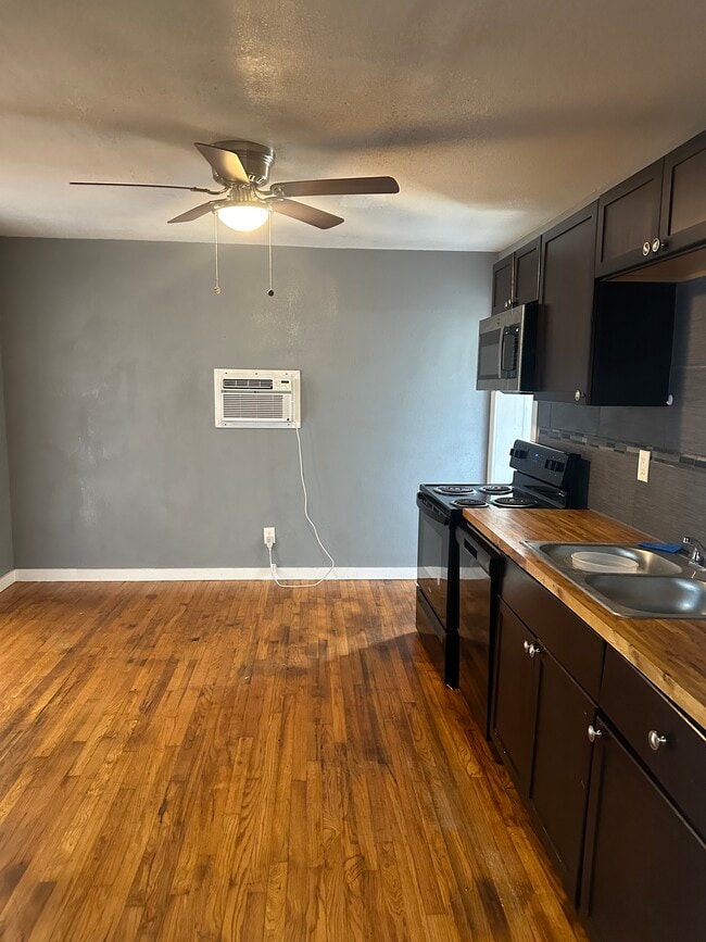 Photo - 311 Glamis Ave Unit 311 Glamis  # 2