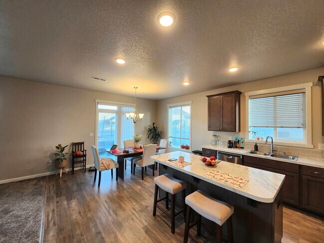 Photo - Charming 3-Bedroom, 2-Bath Home with Spaci...
