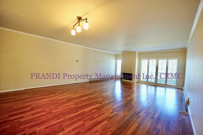 Photo - 2 Bedroom Condo with Waterfront Mt Tam Views