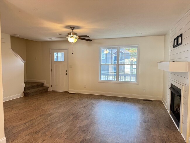 Photo - Beautiful Home Built in 2021! Open Floor P...
