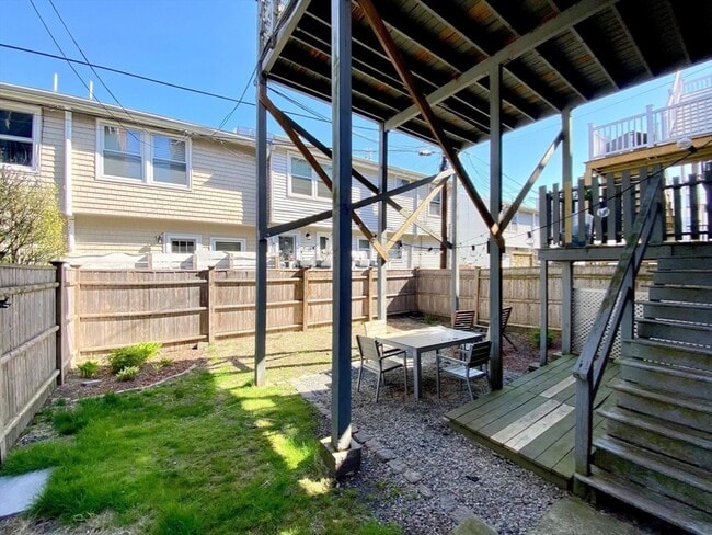 Photo - 512 E 3rd St Unit 1