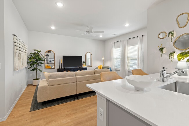 Photo - Zeal at Quail