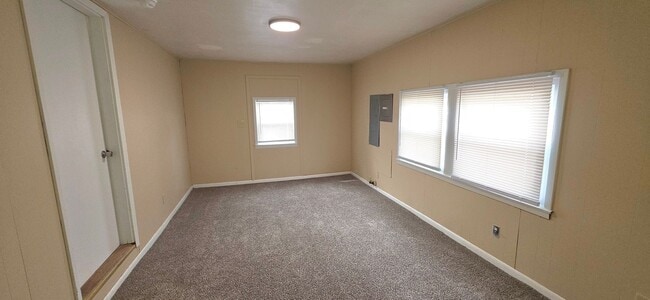 Photo - 1930 S Fremont Ave Unidad Fremont 1930