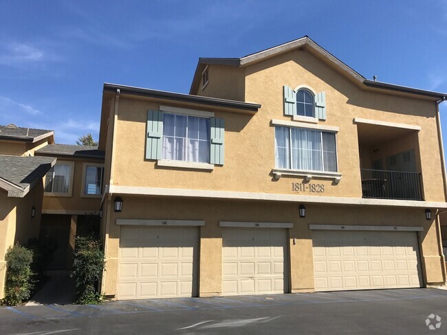 Building Photo - Condo at the Bordeaux Gated Community 3bed...