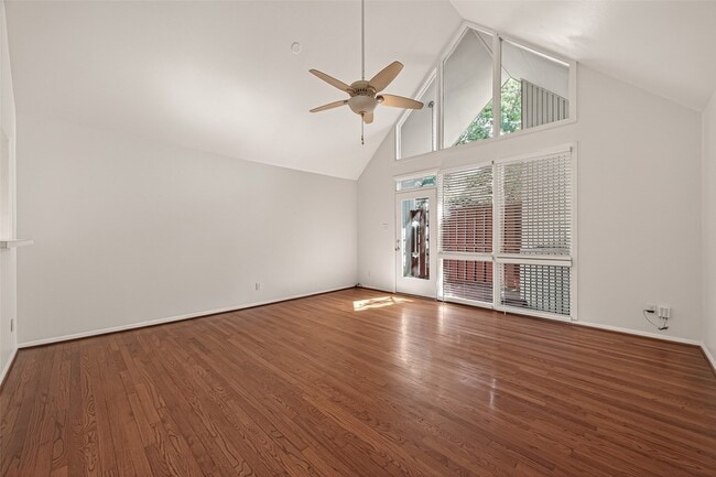 Photo - 615 Kipling St Unit 5