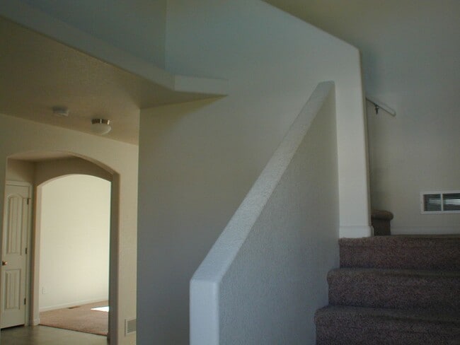 Photo - House For Lease