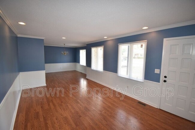 Photo - 5733 Archer Rd