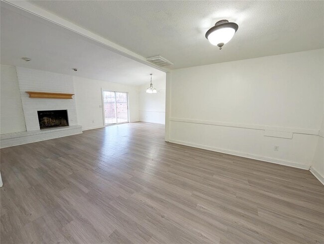 Photo - 3301 Oakbrook Dr