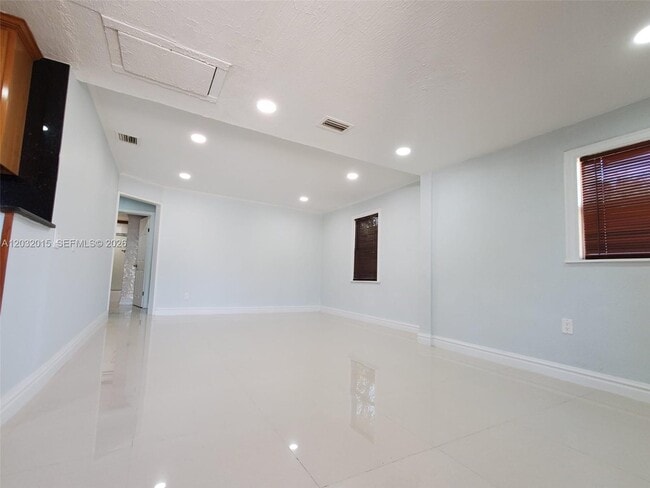 Photo - 10341 NW 6th Ave
