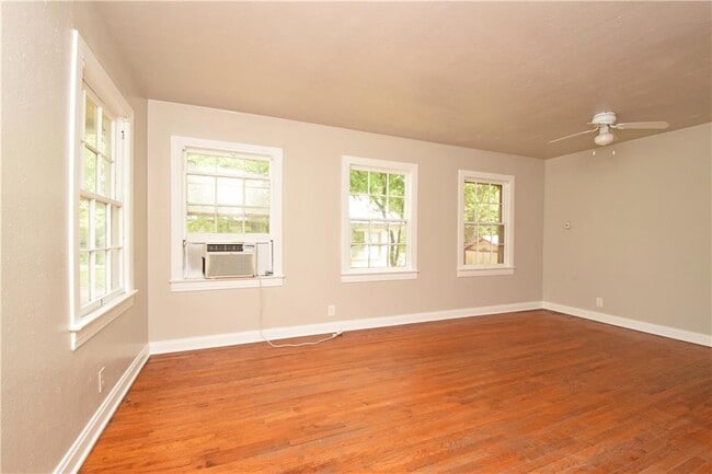 Photo - 3701 Werner Ave