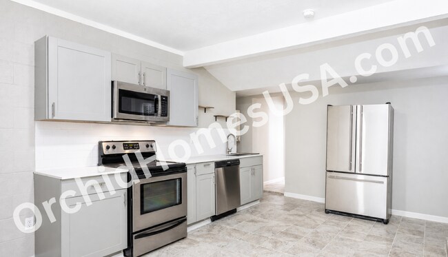 516 N Roosevelt Ave Unit Casita