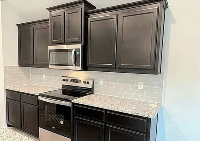 Photo - 5825 Brookville Dr