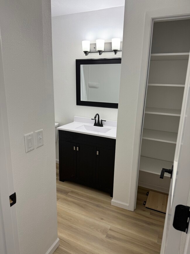 Photo - 250 Westridge Rd Unidad Tom Scalissi