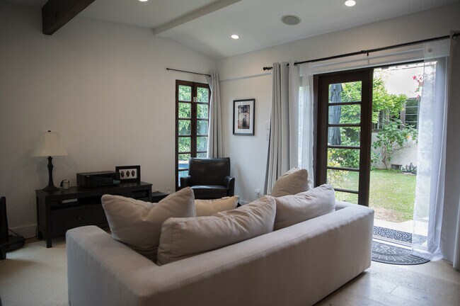 Fully Furnished Back House- Prime Location