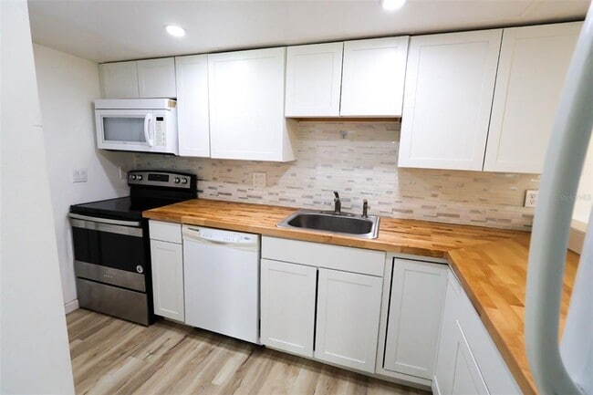 Photo - 2913 Lichen Ln Unit C