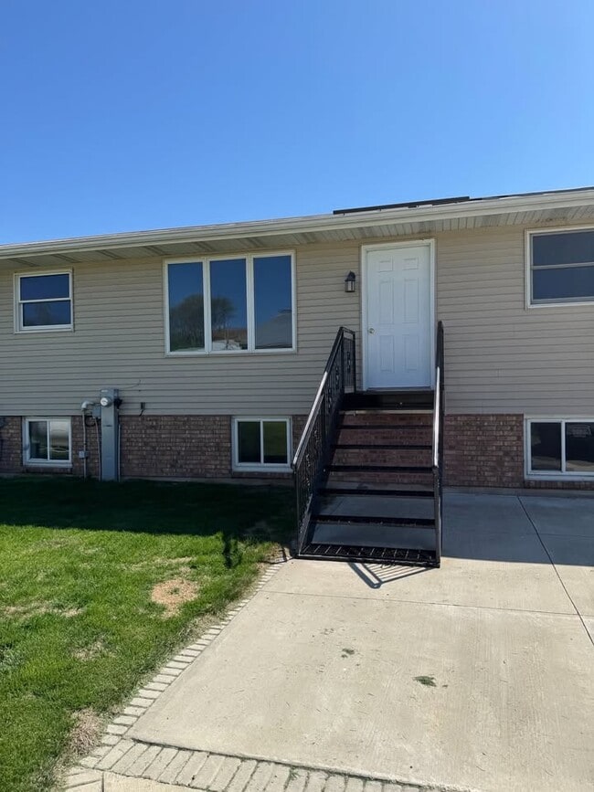 Photo - 7944 Kruchten Rd