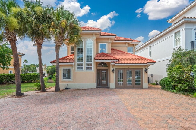 Building Photo - 272 Calusa Blvd