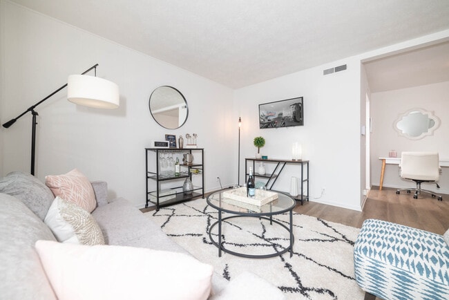 Camelot Apartments