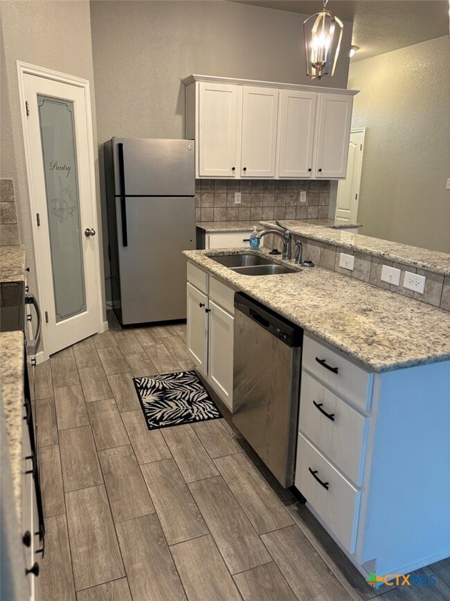 Photo - 811 Marlow Cove