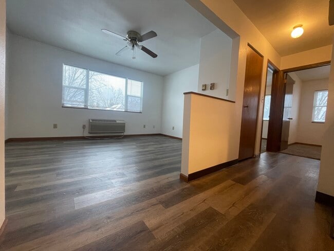 Photo - 20427 W Clark Ave #5 Unit 5