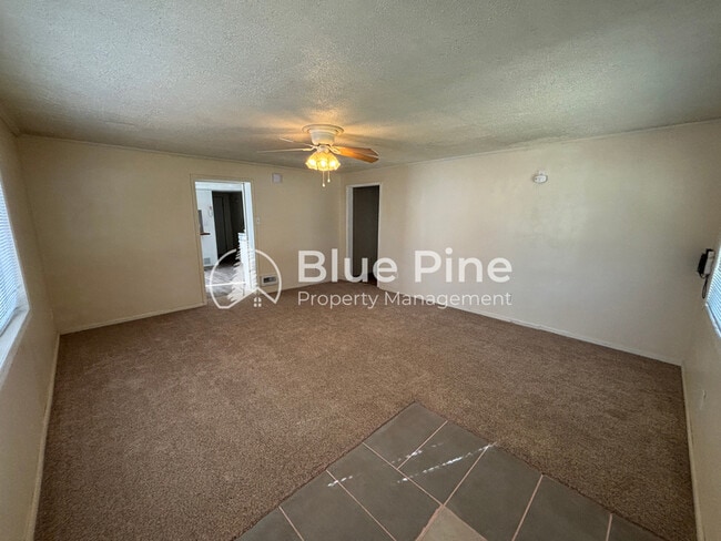 Photo - 730 10th St