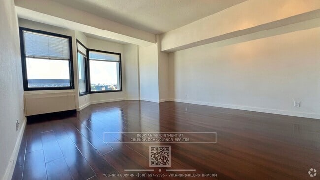 Building Photo - Stunning Large 1 Bedroom Exquisite Wood Fl... Unit 1914 Rental