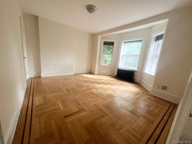 Photo - 1178 Warburton Ave Unit 3