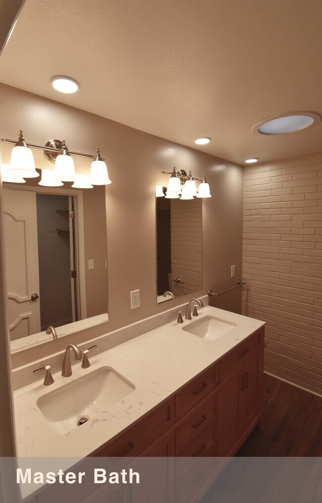 Photo - 2300 E Rahn Rd