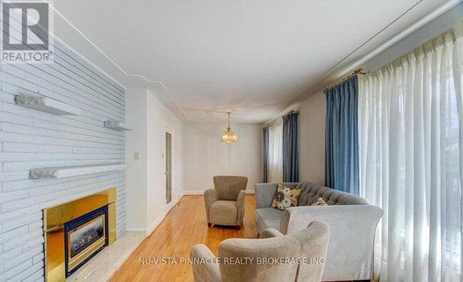 Photo - 530 Huron St