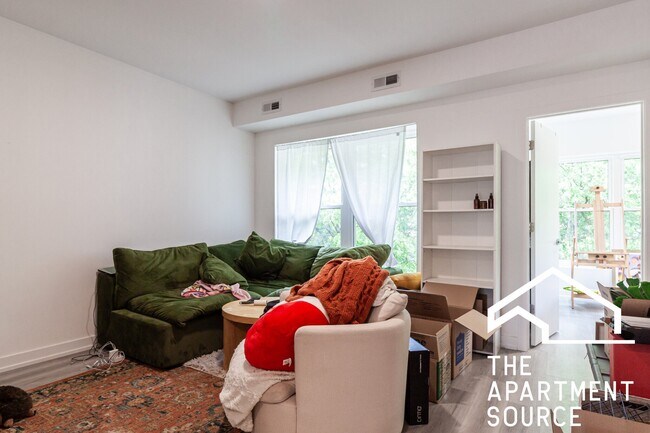 Photo - 4939 N St Louis Ave Unit 3N