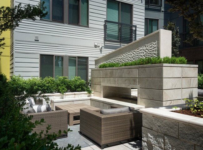 Luxe at Alewife