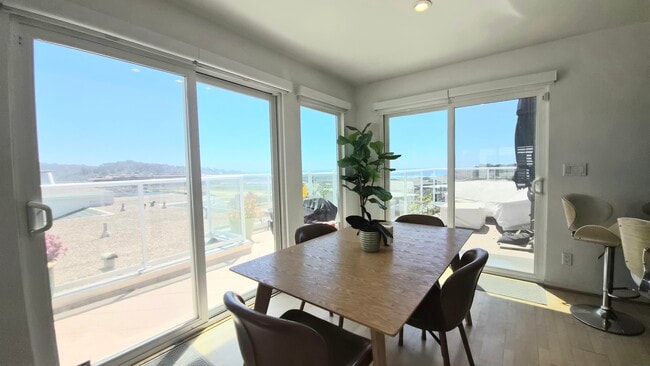 307 Longden Ln Unit Longden Lane