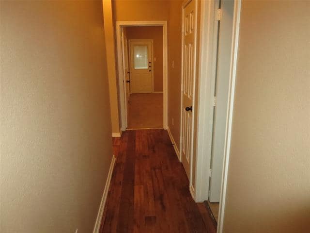 Photo - 1305 Ravenwood Dr