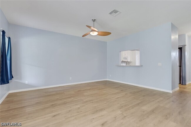 Photo - 6085 Lakefront Dr
