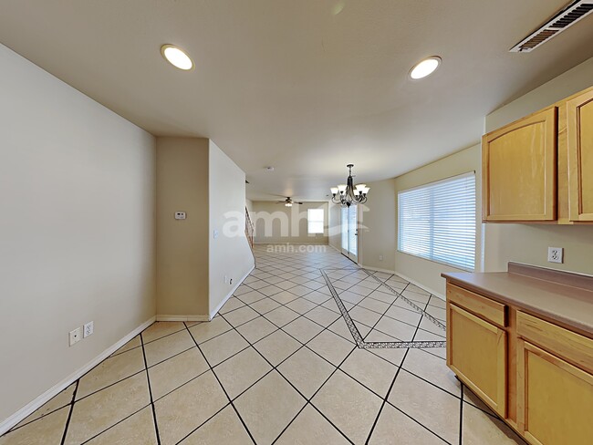 Photo - 832 S 1660 W