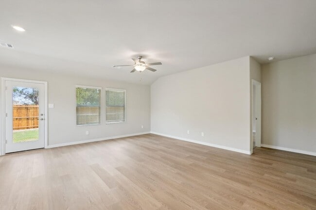 Photo - 2204 Dunbar Dr
