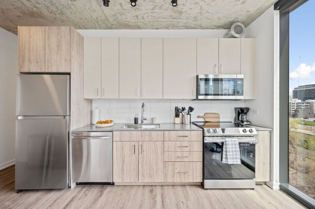 Photo - 820 N Cleveland Ave