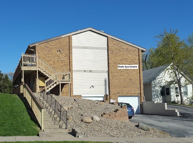 Photo - 807 N 45th St Apartment